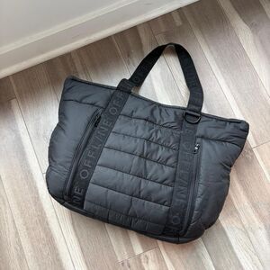 Offline by Aerie Quilted Yoga Tote Gym Bag Black UGC